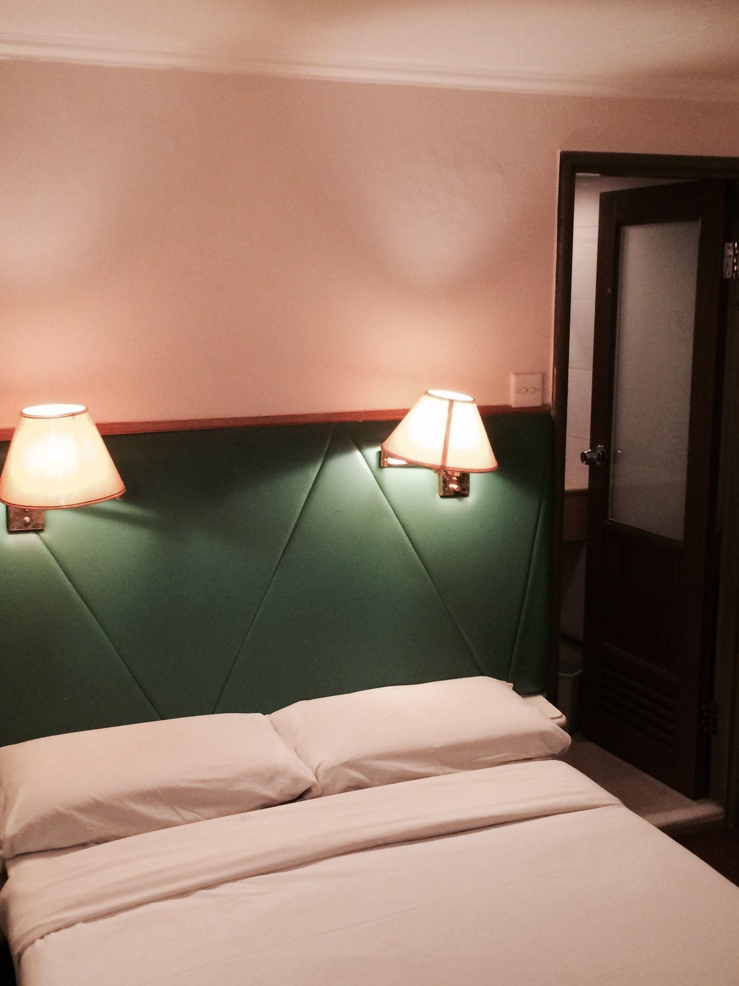 J Hotel Hong Kong Exterior photo
