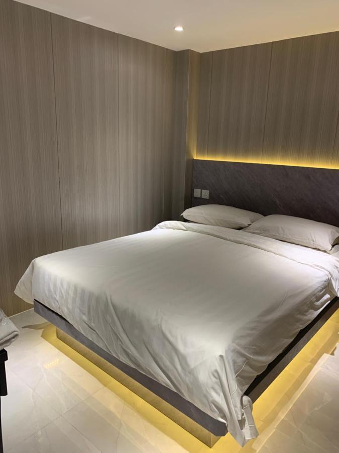 J Hotel Hong Kong Exterior photo